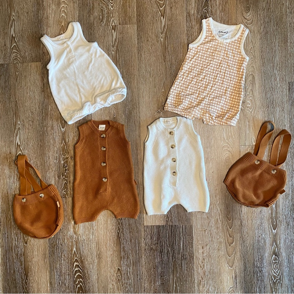 Goumi Gender Neutral Romper Knit Bloomer Suspender Fall Bundle Lot Clothing!